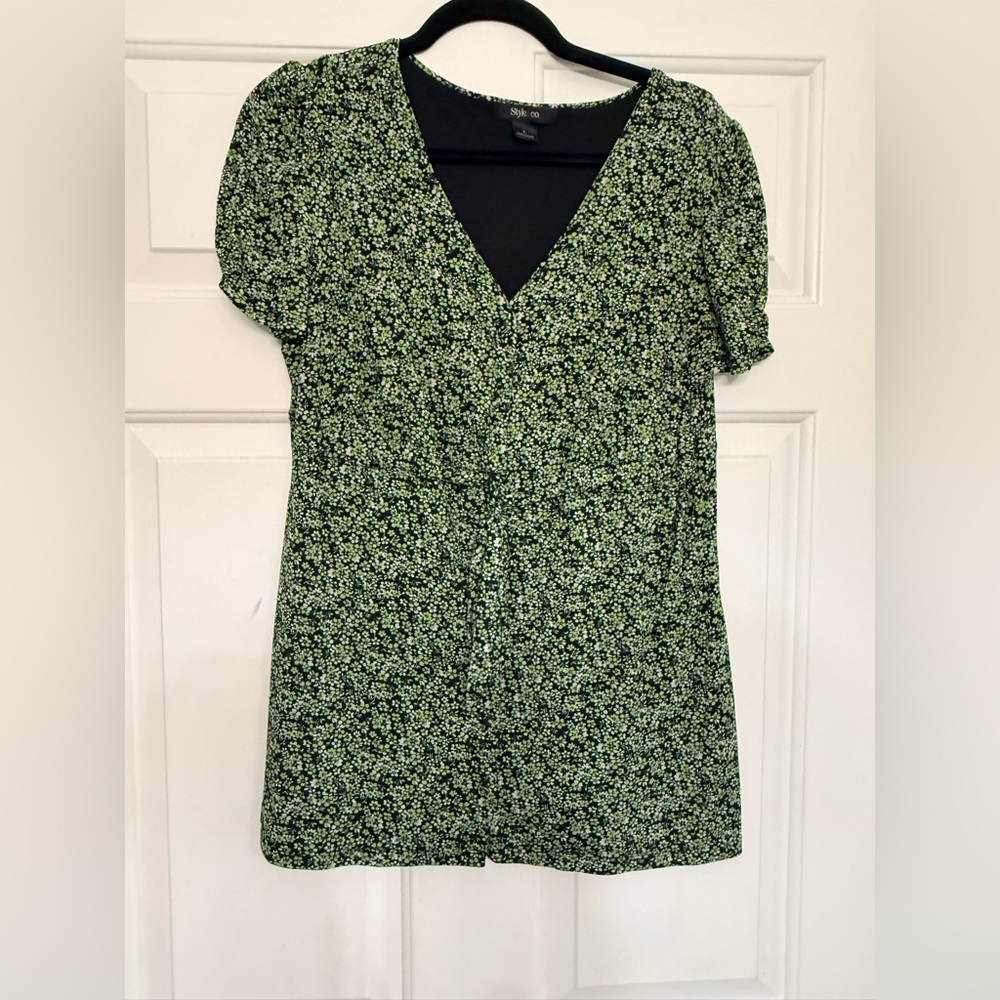 Style & Co Green Floral Blouse – Size Large - Picture 2 of 4